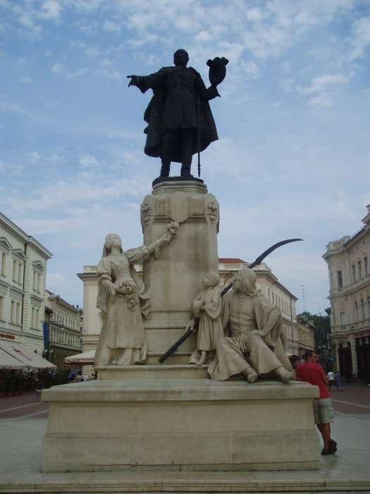 Szeged, Klauzál tér: Kossuth szobor 2.kép.jpg Szeged, Klauzál tér: Kossuth szobor 2.kép.jpg